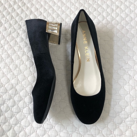 Anne Klein Shoes - Anne Klein Velvet Jewel Heal Pumps (never worn)